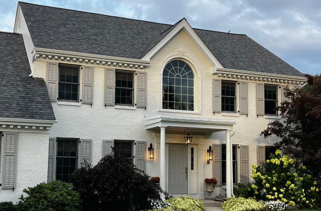 Selecting the Right Shutters: The Easy Summer Home Upgrade
